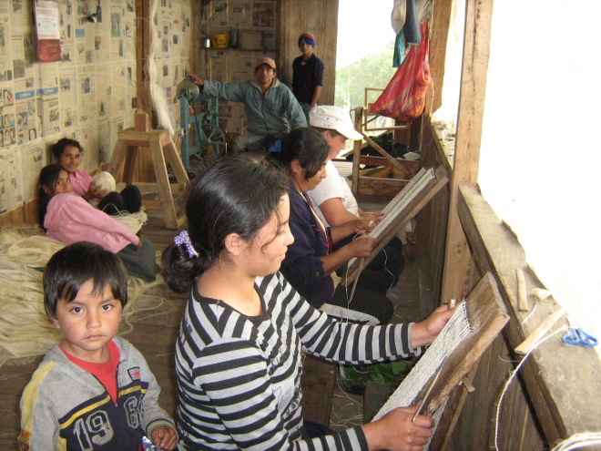 Group making sisal handicrafts